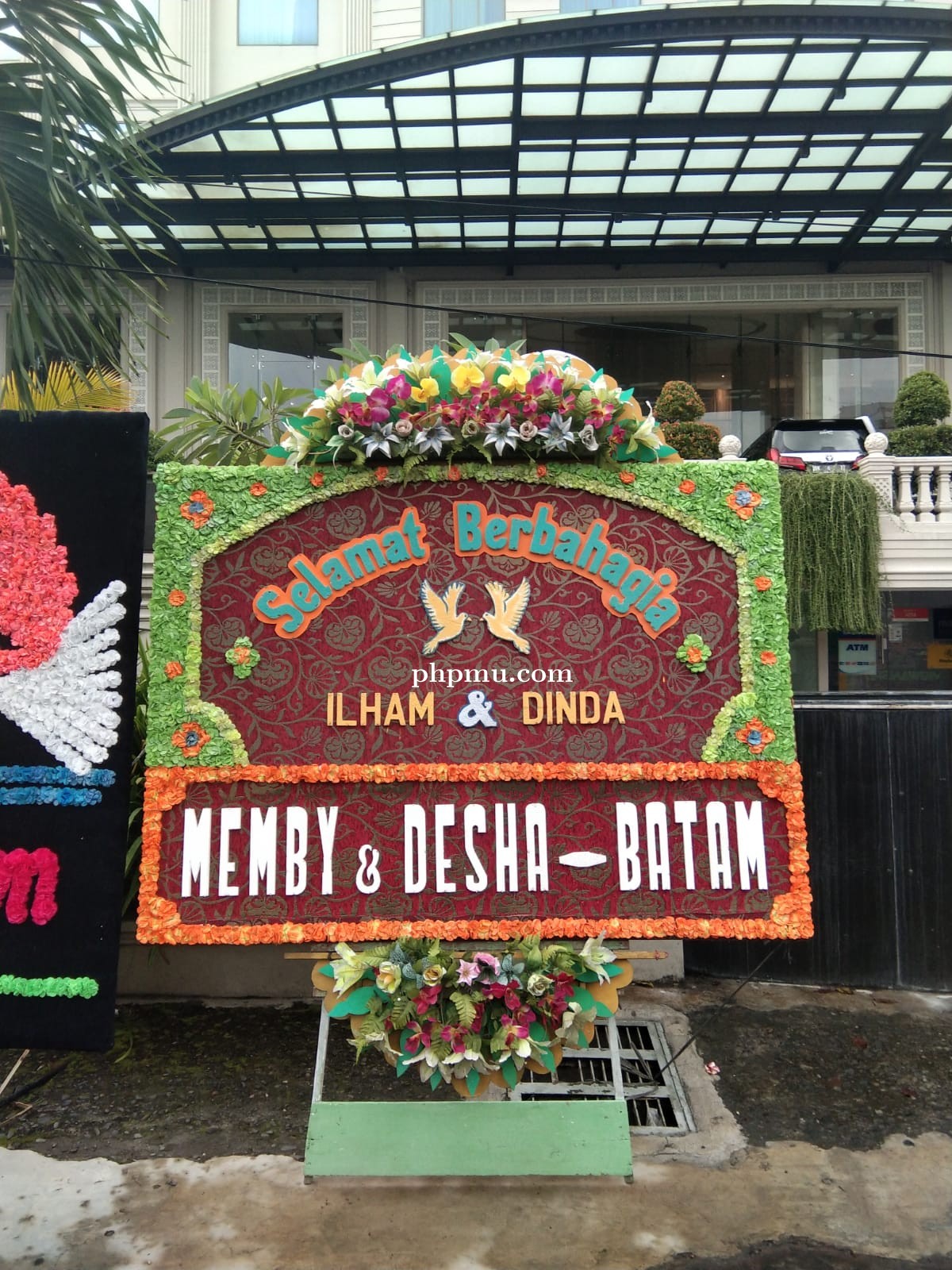 Bunga Papan Balikpapan: Ungkapkan Perasaan Anda dengan Keanggunan